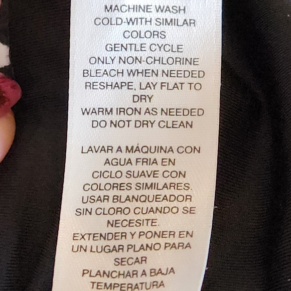 Chico's Zenery legging Size 8 or Chico's 1 Color Black with White dot pattern - Picture 14 of 16